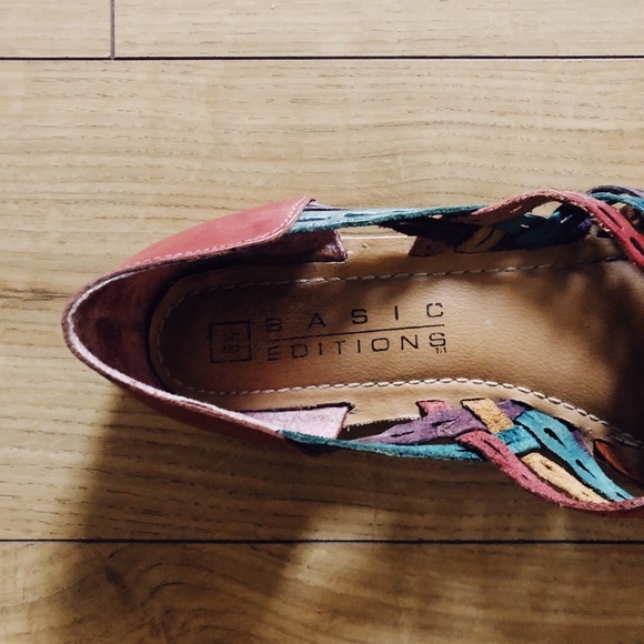 Multicoloured Huaraches Sandals - Picture 3 of 3